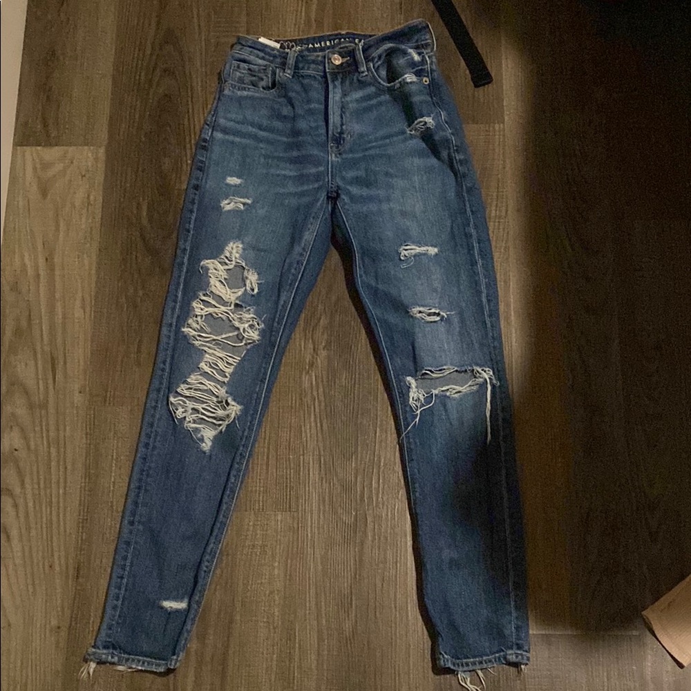 American Eagle mom jeans